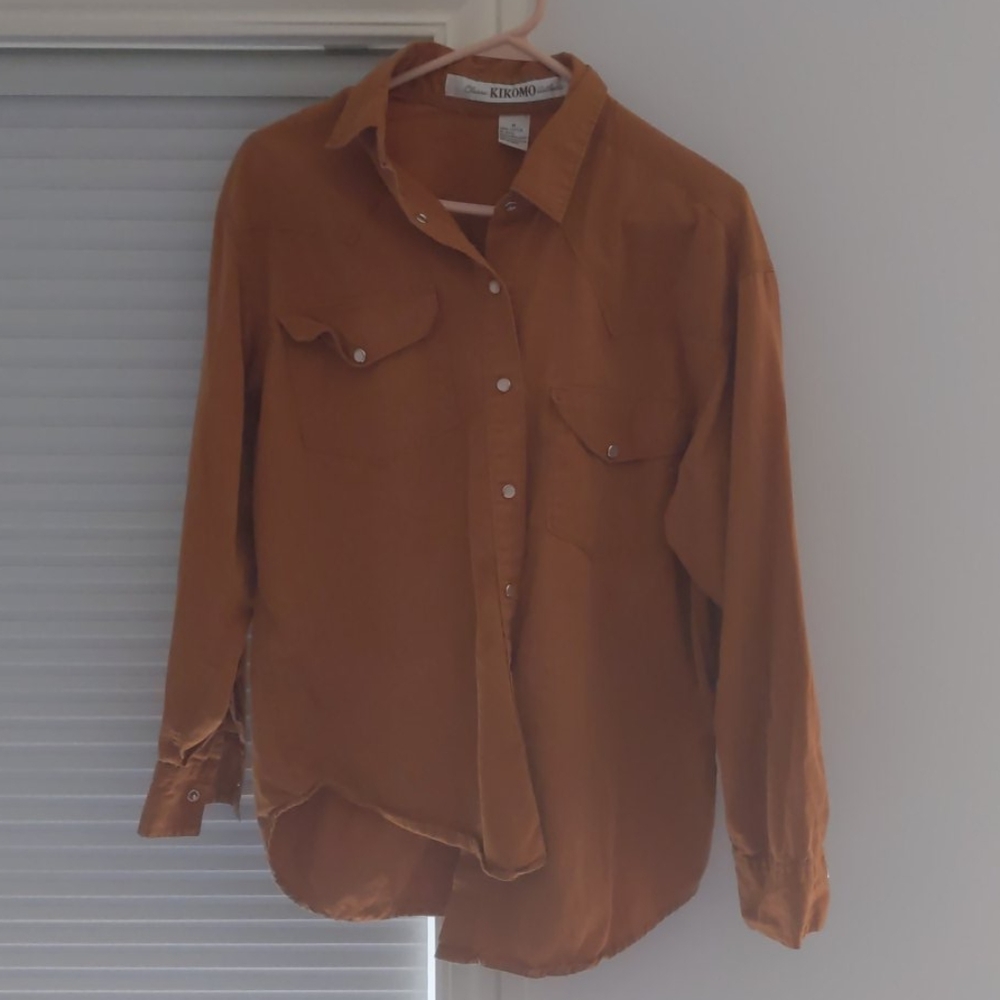 Burnt orange kikomo shirt